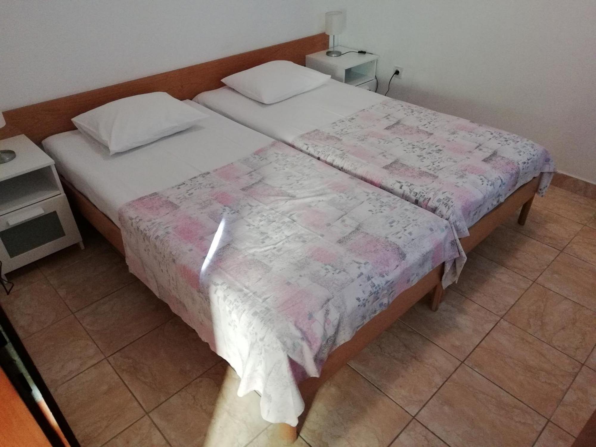Apartments Mia Starigrad Paklenica Eksteriør billede